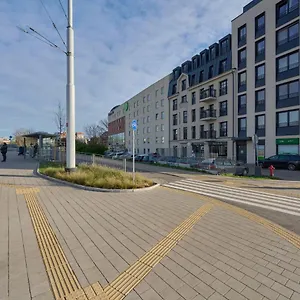 Chique For A Big Family With 2 Parking Spaces By Renters Wrocław